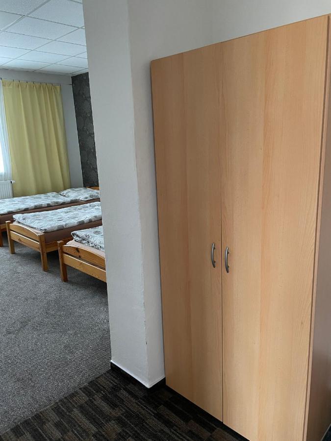 Cetnicka Stanice Hluboka Hluboká nad Vltavou Kültér fotó