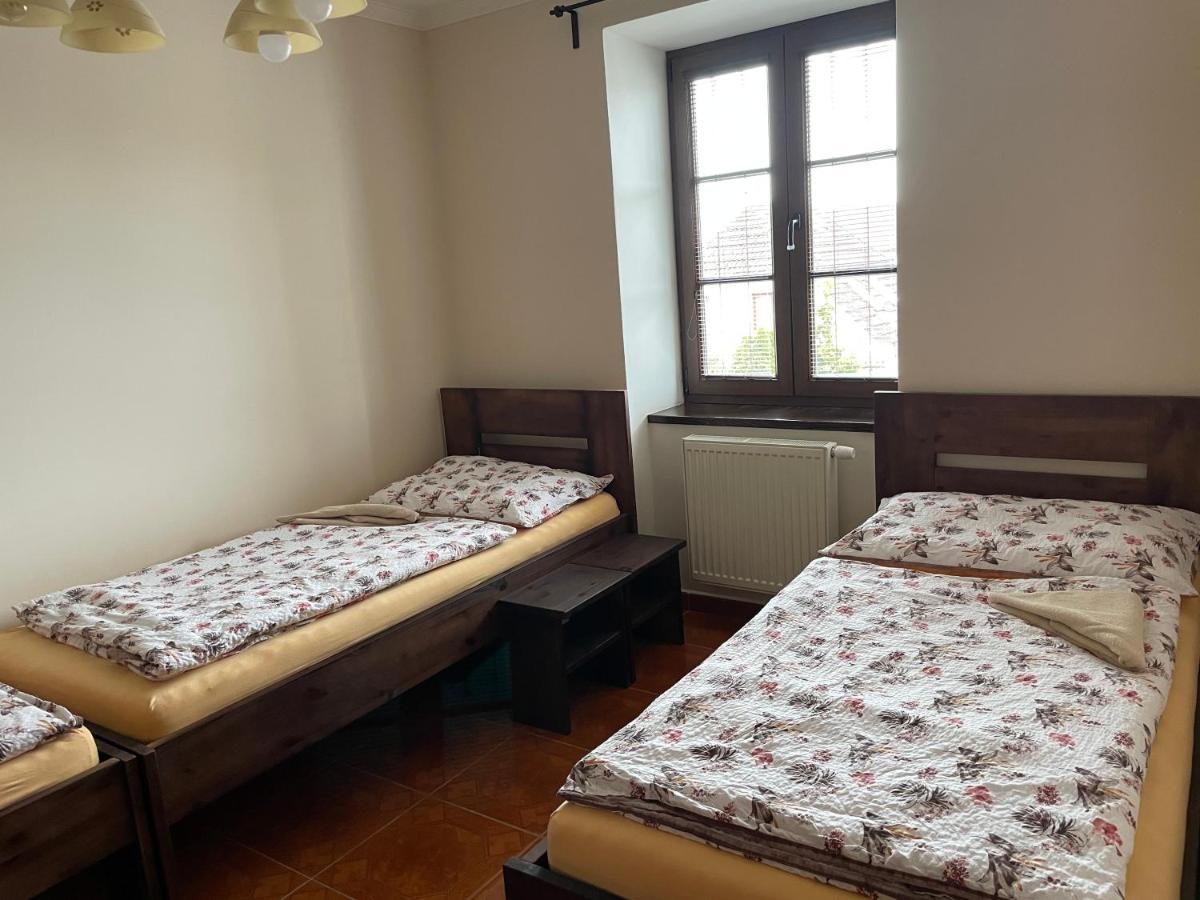 Cetnicka Stanice Hluboka Hluboká nad Vltavou Kültér fotó